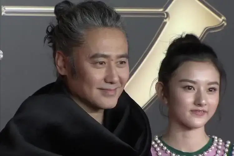 娱乐圈女星不正当关系_明星私底黑料其他明星知道吗,_宋祖儿绯闻